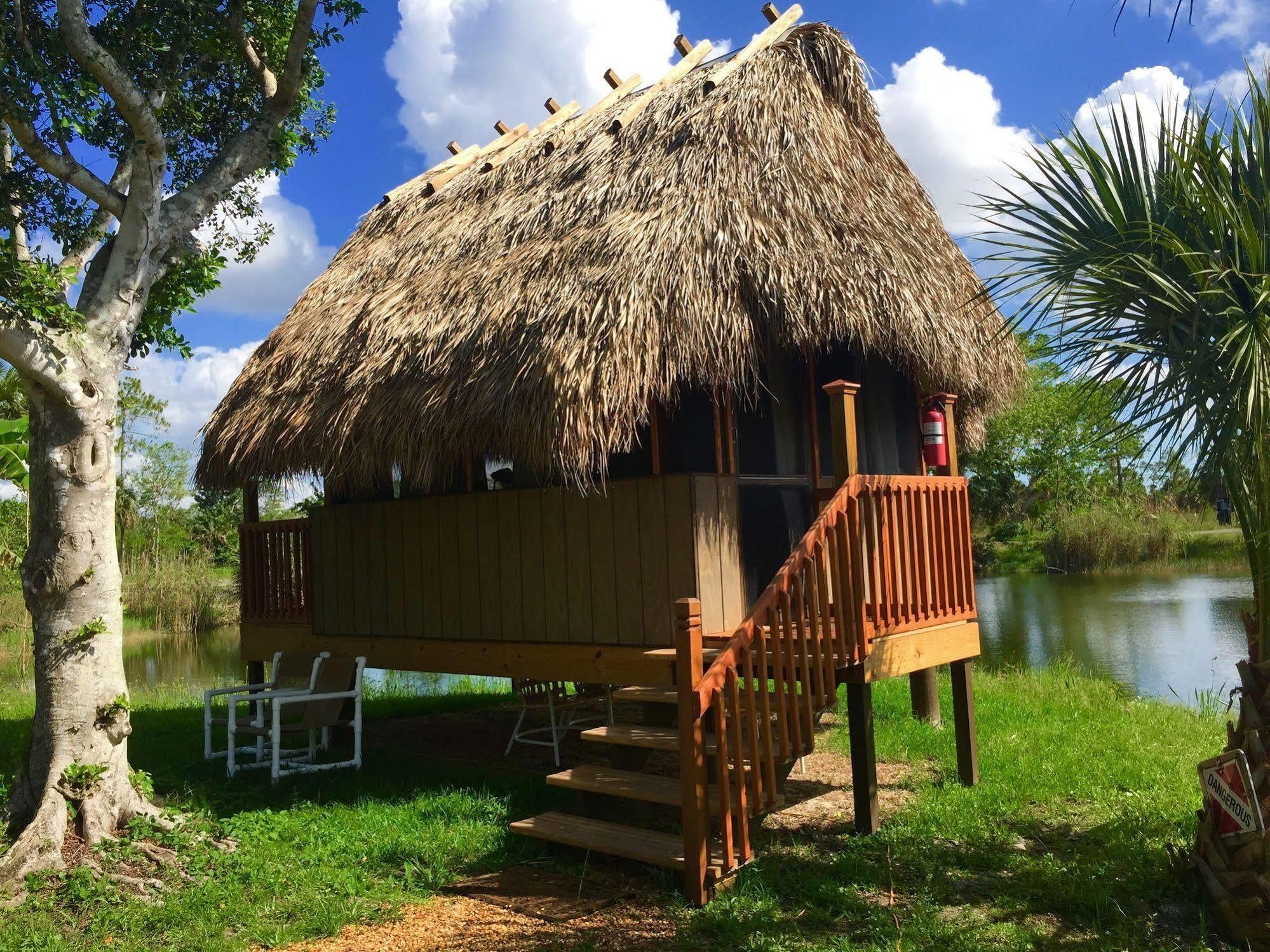 Everglades Chickee Cottage & Bungalow - Ochopee المظهر الخارجي الصورة